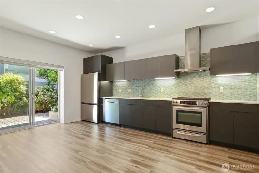 Property photo for 2651 22nd Avenue W #a, Seattle photo 7