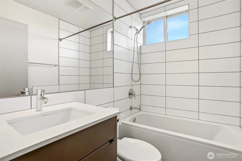 Property photo for 2651 22nd Avenue W #a, Seattle photo 19