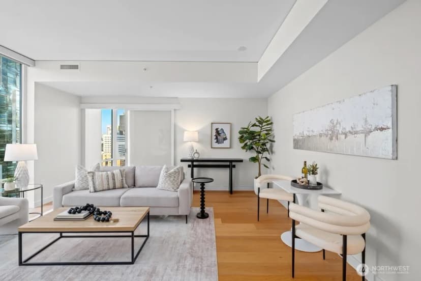 Property photo for 121 Stewart Street #2202, Seattle photo 6