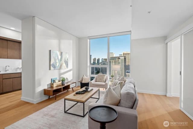 Property photo for 121 Stewart Street #2202, Seattle photo 5