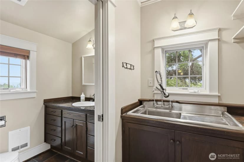 Property photo for 1223 Garfield, Port Townsend photo 22