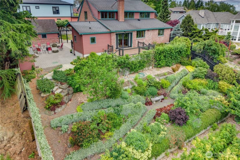 Property photo for 1223 Garfield, Port Townsend photo 39