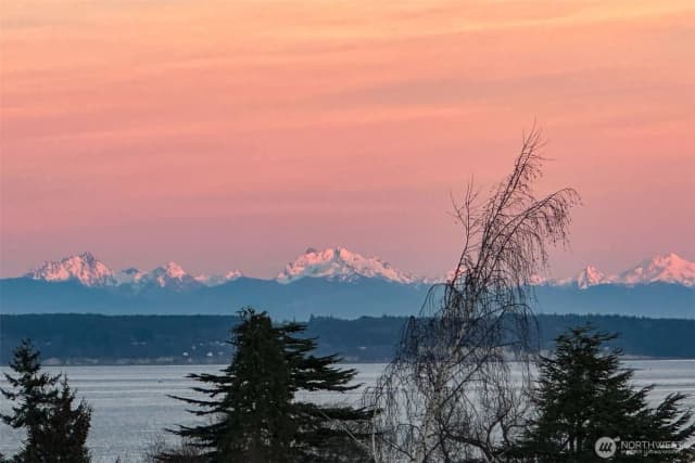 Property photo for 1223 Garfield, Port Townsend photo 4