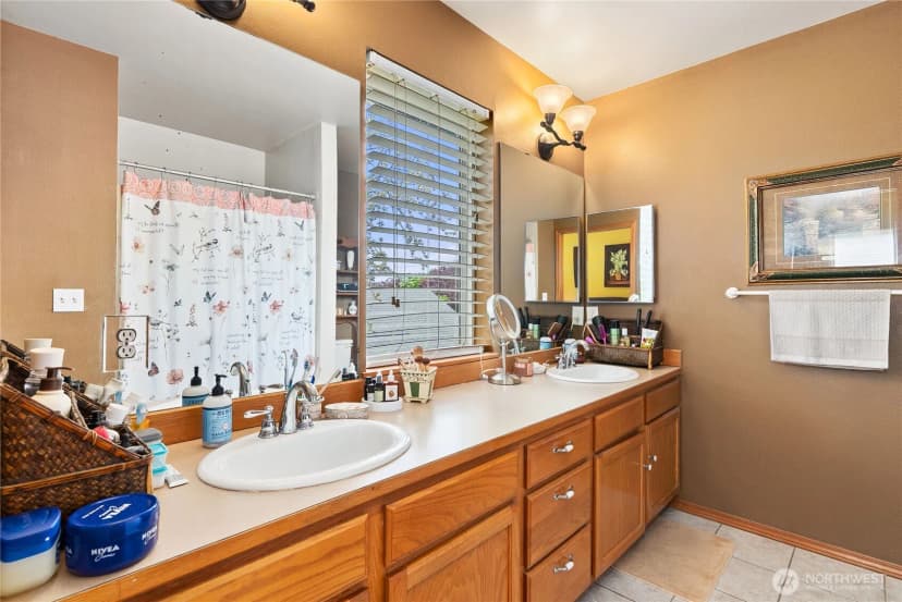 Property photo for 409 Kensington Ave Nw, Orting photo 30