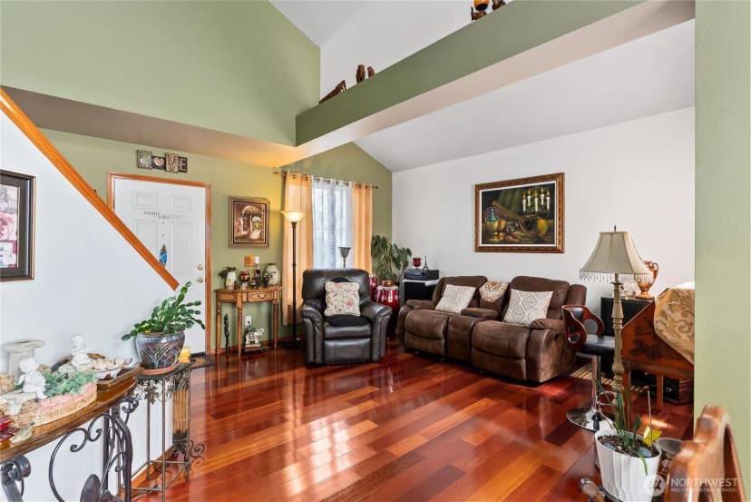 Property photo for 409 Kensington Ave Nw, Orting photo 10