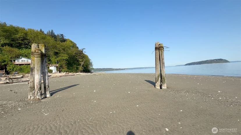 Property photo for 33 K Beach Way, Hat Island photo 14