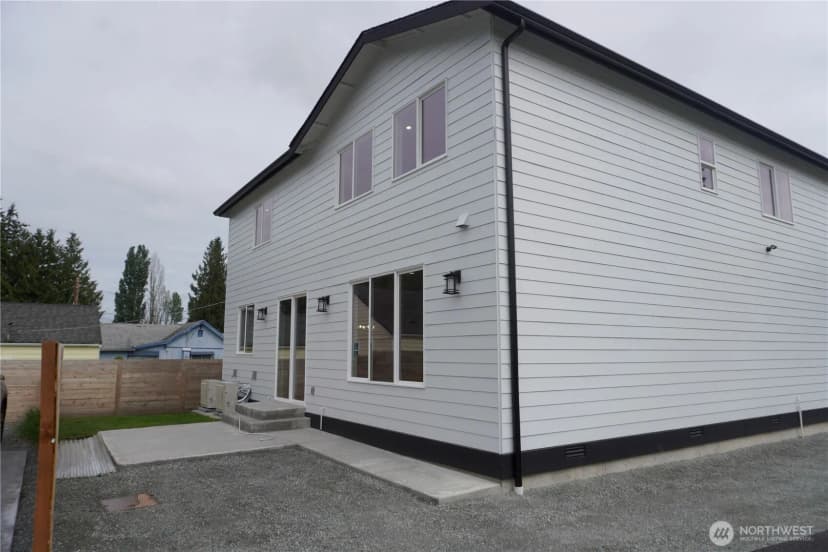 Property photo for 2644 S 146th Street, Sea Tac photo 5