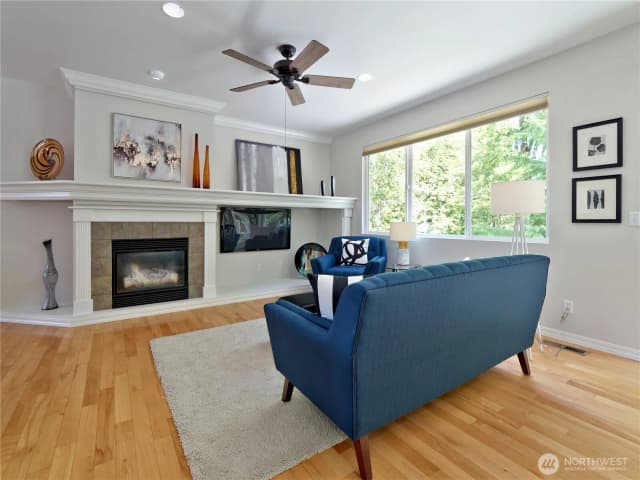 Property photo for 11706 239th Avenue Ne, Redmond photo 4