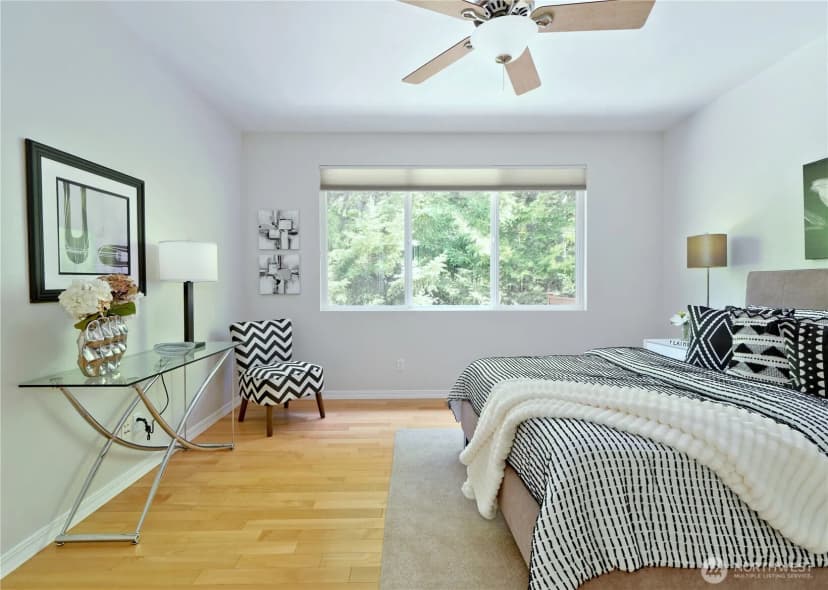 Property photo for 11706 239th Avenue Ne, Redmond photo 12
