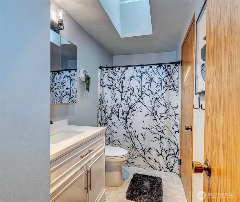 Property photo for 2207 180th Place Se, Bothell photo 11