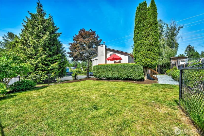 Property photo for 2207 180th Place Se, Bothell photo 18