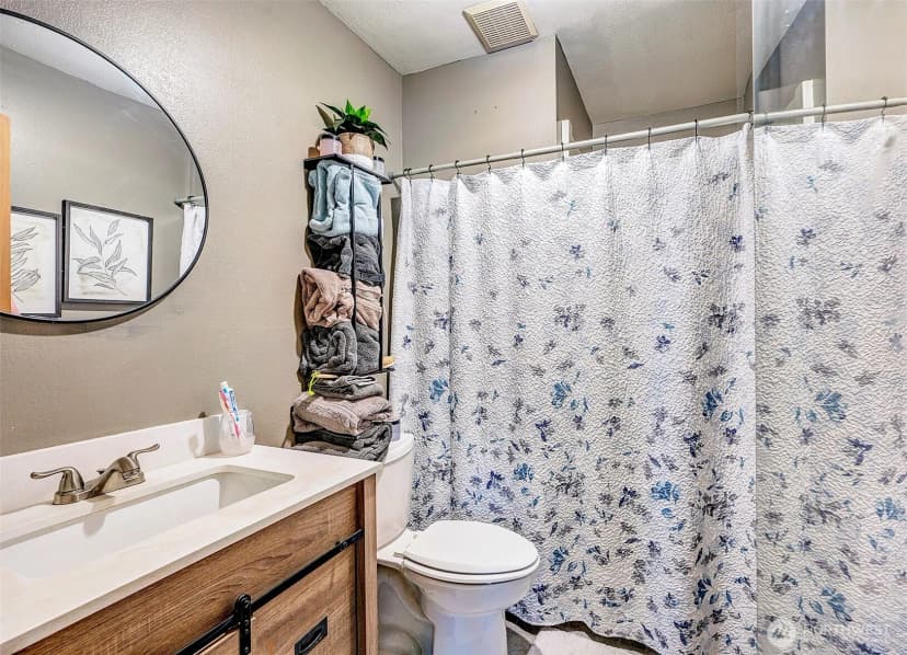 Property photo for 2207 180th Place Se, Bothell photo 12