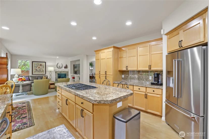 Property photo for 916 275th Place Se, Sammamish photo 14