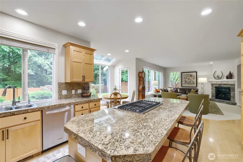Property photo for 916 275th Place Se, Sammamish photo 15