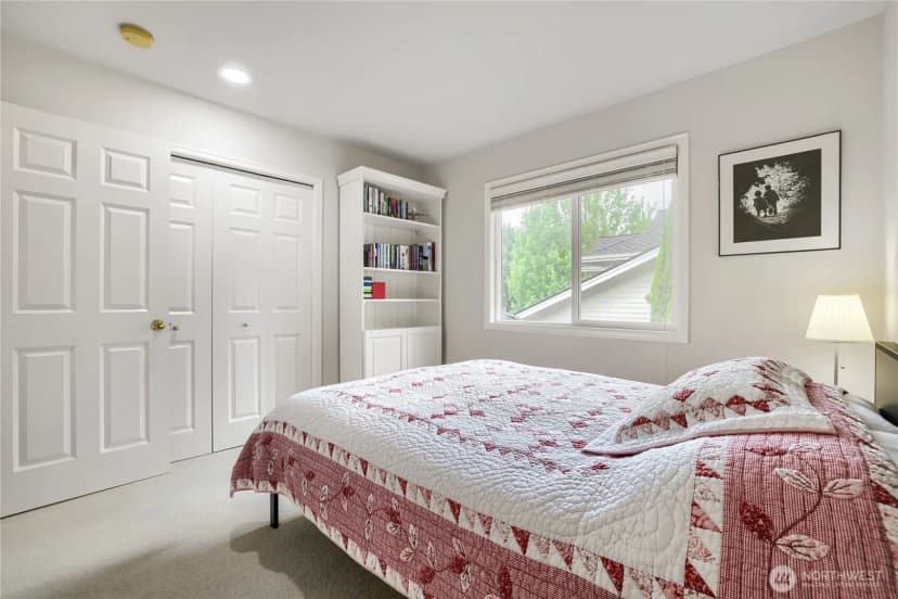 Property photo for 916 275th Place Se, Sammamish photo 17