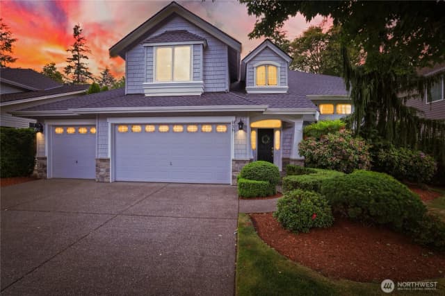 Property photo for 916 275th Place Se, Sammamish