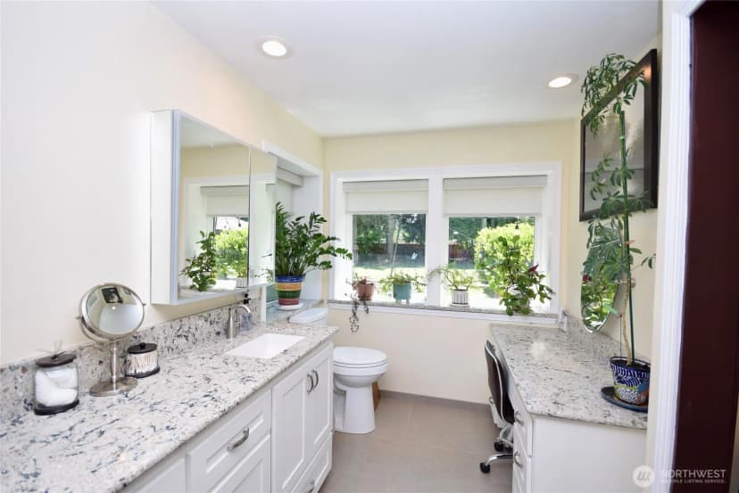 Property photo for 42 Ioka Road, Sequim photo 24