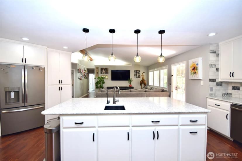 Property photo for 42 Ioka Road, Sequim photo 8