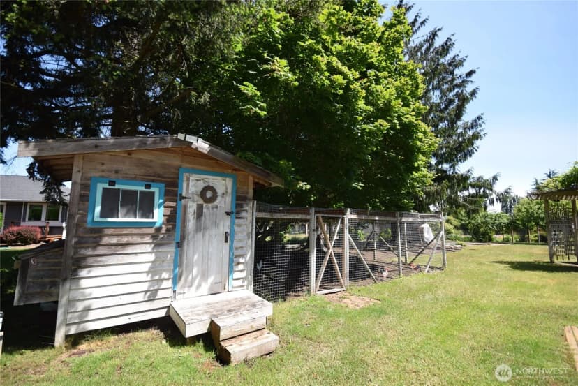 Property photo for 42 Ioka Road, Sequim photo 36