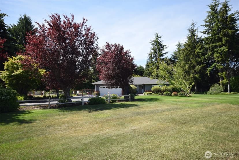 Property photo for 42 Ioka Road, Sequim photo 3