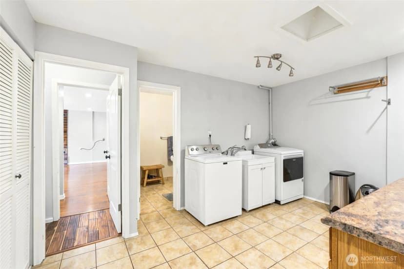 Property photo for 11714 Se 93rd Street, Newcastle photo 20