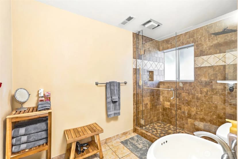 Property photo for 11714 Se 93rd Street, Newcastle photo 19