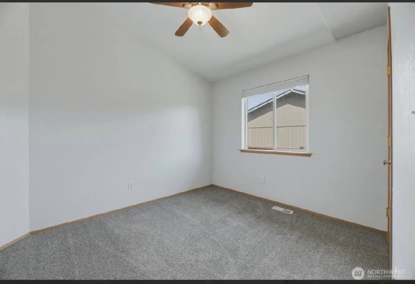 Property photo for 6812 145th Street Ct E, Puyallup photo 14