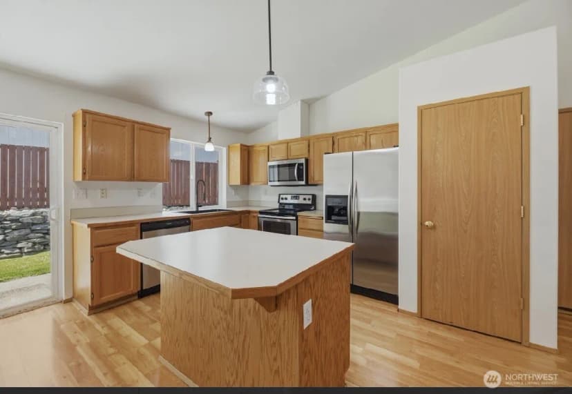 Property photo for 6812 145th Street Ct E, Puyallup photo 7