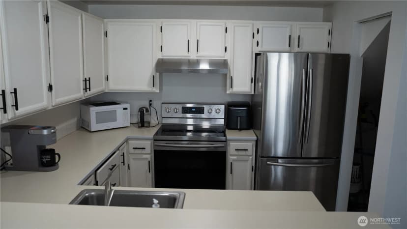 Property photo for 24616 45th Place S, Kent photo 12