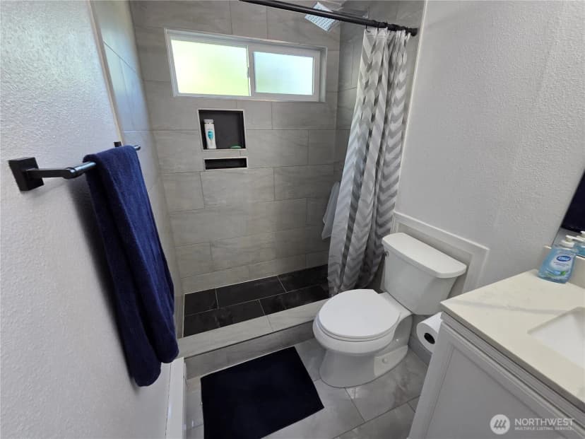 Property photo for 24616 45th Place S, Kent photo 6
