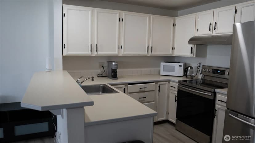 Property photo for 24616 45th Place S, Kent photo 13