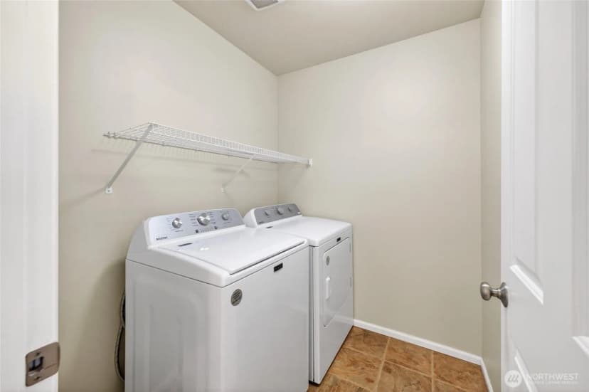 Property photo for 6434 Park Street E, Fife photo 18