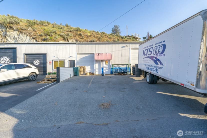 Property photo for 1217 W Woodin Avenue, Chelan photo 9