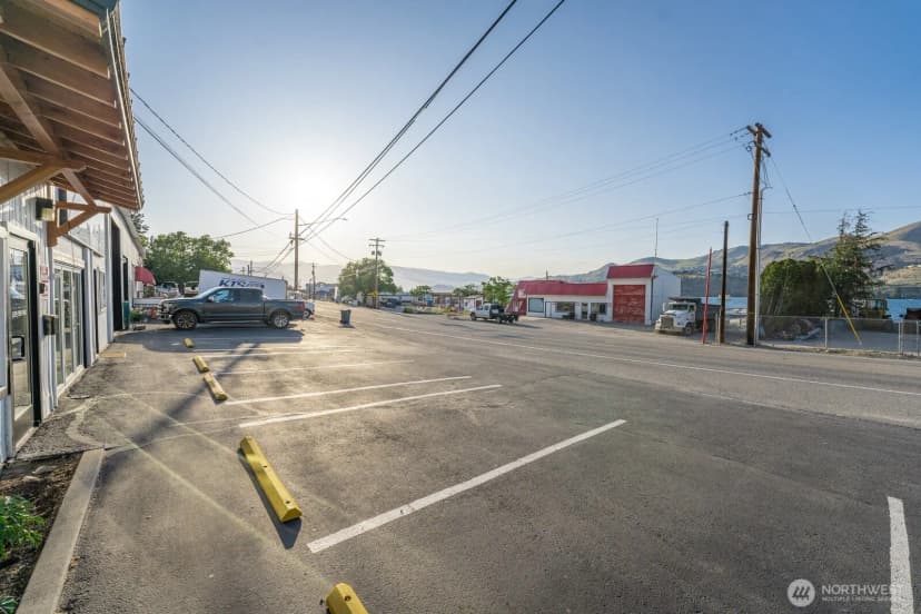 Property photo for 1217 W Woodin Avenue, Chelan photo 12