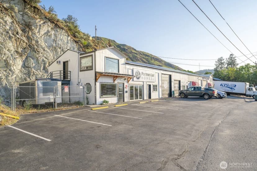Property photo for 1217 W Woodin Avenue, Chelan photo 7