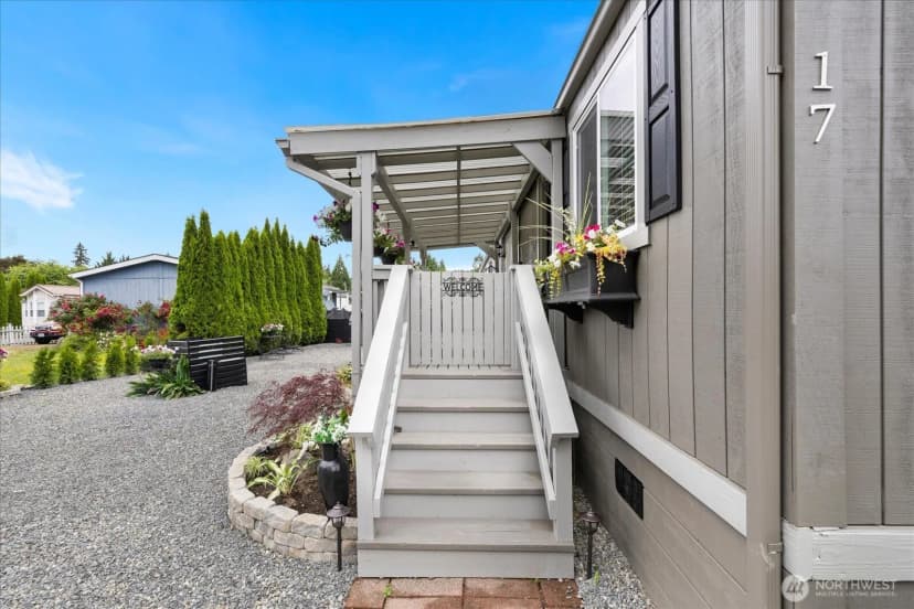 Property photo for 32501 Ne 50th Street #17, Carnation photo 4
