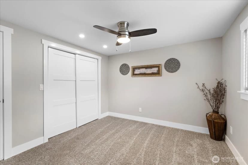 Property photo for 32501 Ne 50th Street #17, Carnation photo 17