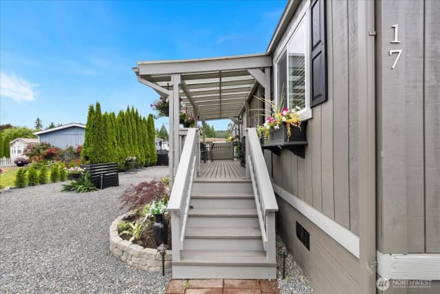 Property photo for 32501 Ne 50th Street #17, Carnation photo 5
