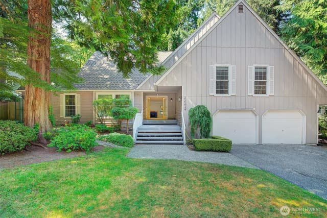 Property photo for 22214 Ne 28th Place, Sammamish