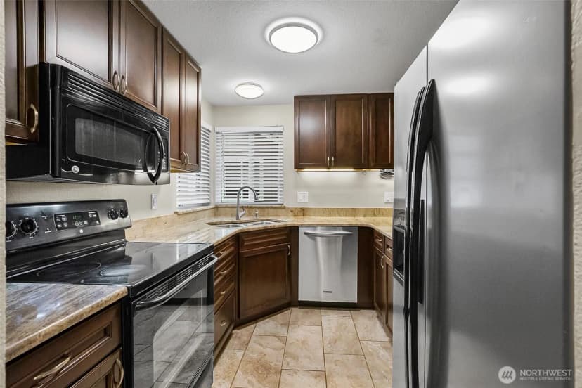 Property photo for 2114 186th Place Se, Bothell photo 11