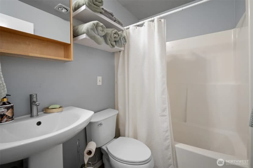 Property photo for 7806 Birch Bay Drive #808, Blaine photo 22