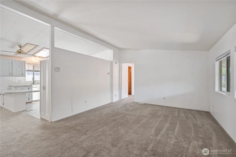 Property photo for 2355 Sparrow Loop #169, Kelso photo 7