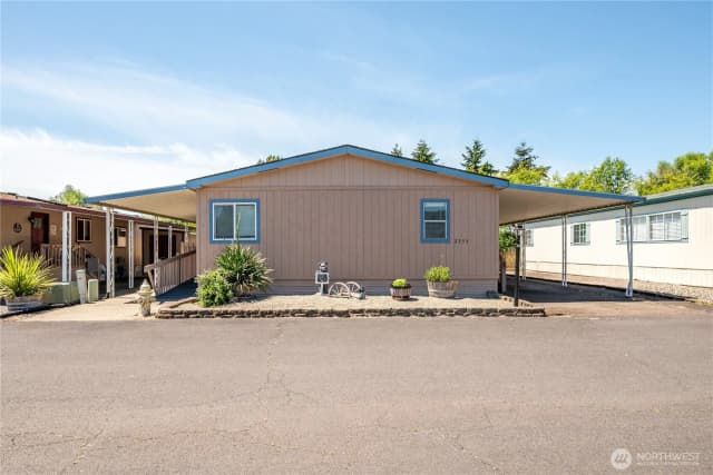 Property photo for 2355 Sparrow Loop #169, Kelso photo 2