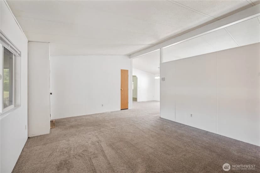Property photo for 2355 Sparrow Loop #169, Kelso photo 6
