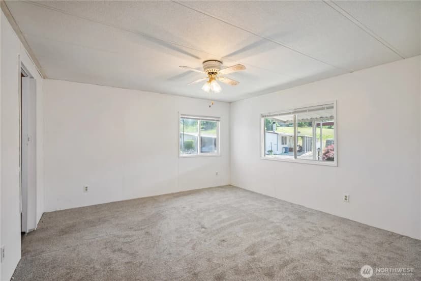 Property photo for 2355 Sparrow Loop #169, Kelso photo 16