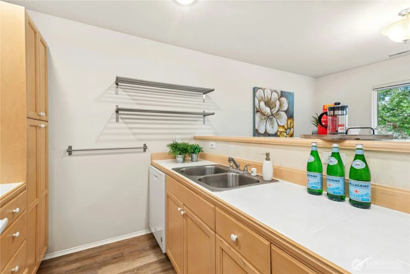 Property photo for 25235 Se Klahanie Boulevard #e305, Sammamish photo 9