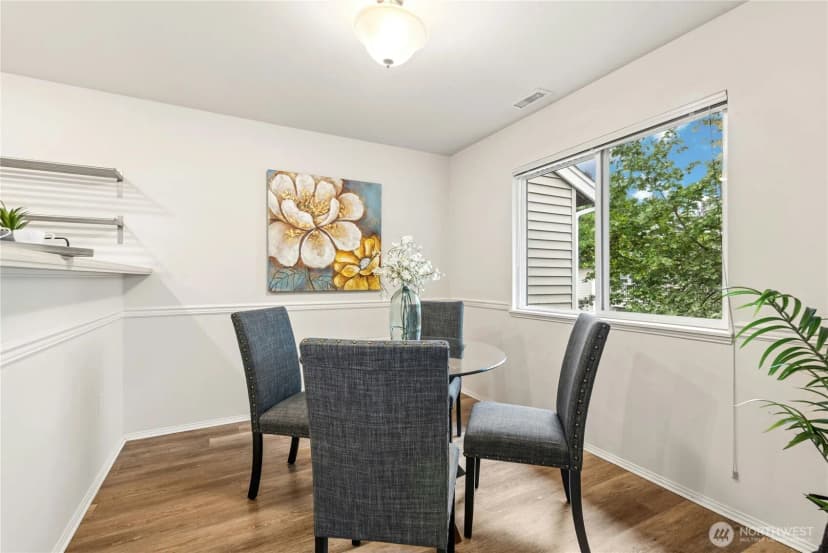 Property photo for 25235 Se Klahanie Boulevard #e305, Sammamish photo 7