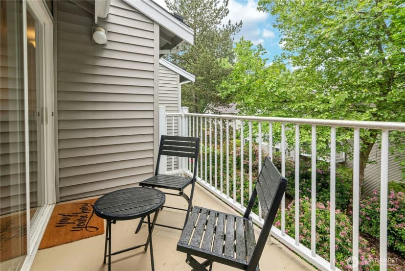 Property photo for 25235 Se Klahanie Boulevard #e305, Sammamish photo 20