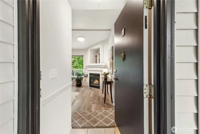 Property photo for 25235 Se Klahanie Boulevard #e305, Sammamish photo 3