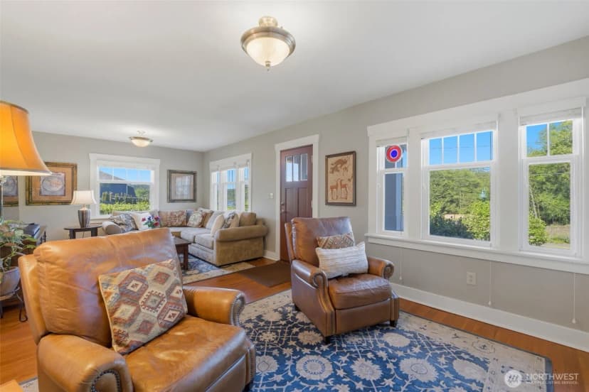 Property photo for 8118 Stinson Avenue, Gig Harbor photo 8